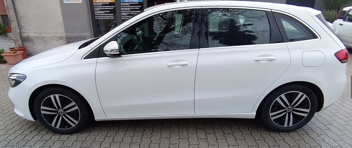 Left hand drive MERCEDES B CLASS B 180 d Sport Plus